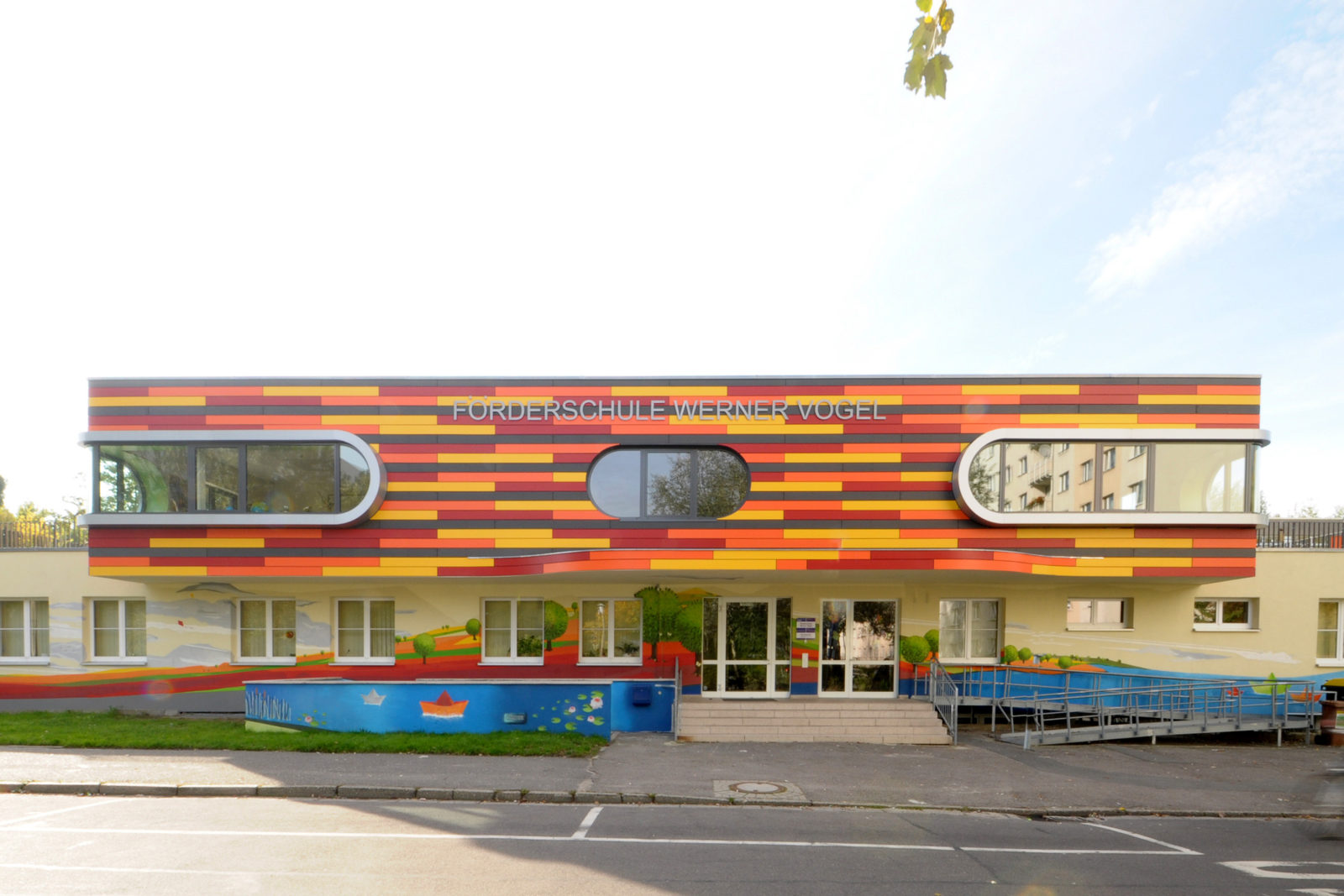 Umbau Werner-Vogel-Schule Leipzig, Lößnig - Eingangsbereich